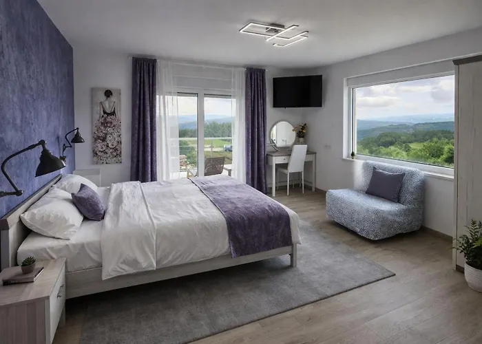 Entire Vacation - Heated Pool,jacuzzi & Sauna Villa *